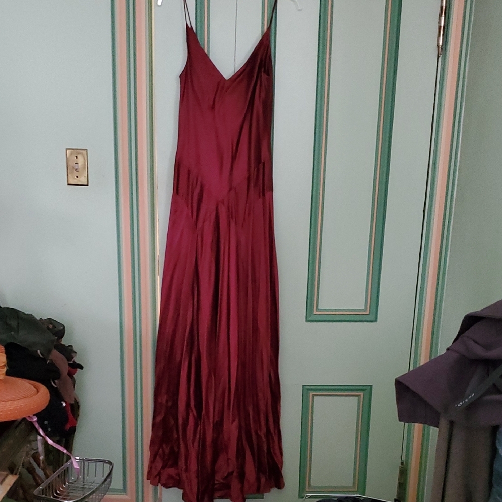 Elegant Burgundy Evening Gown